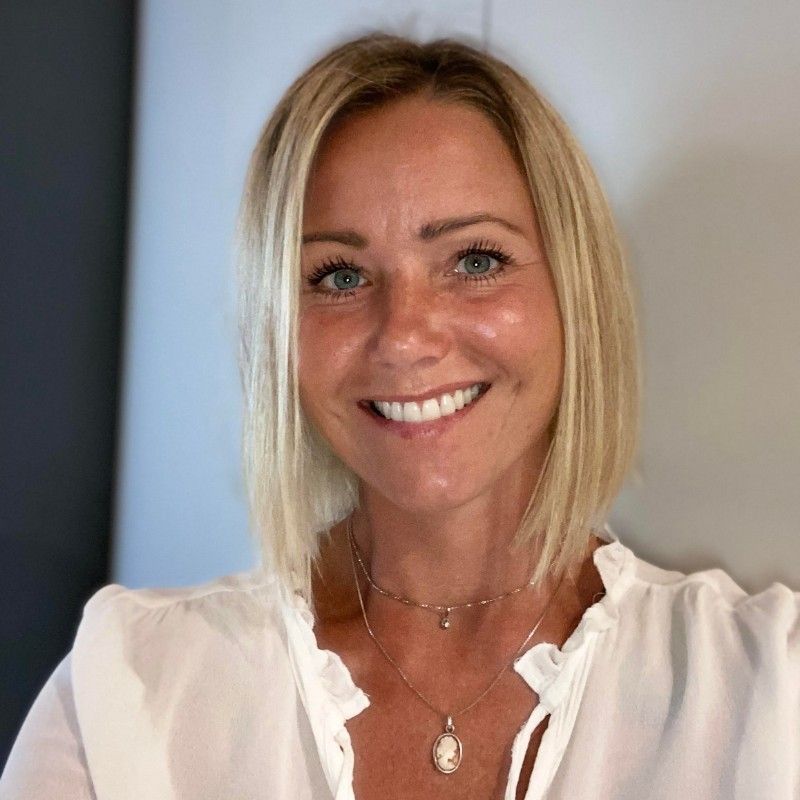 63d7a4dc930fc28f1af88955_Rebecka Fant profile pic-p-800